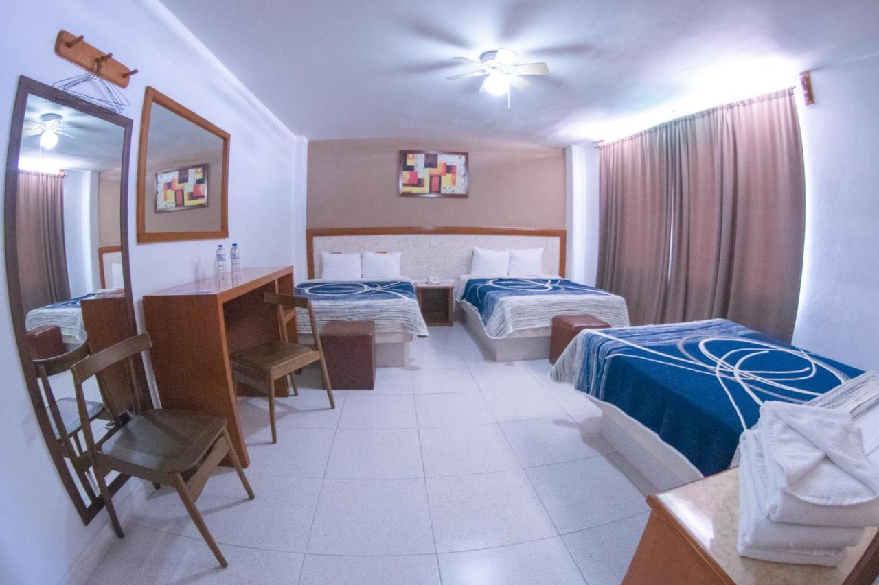 Hotel Niza Zona Piel Леон Екстериор снимка