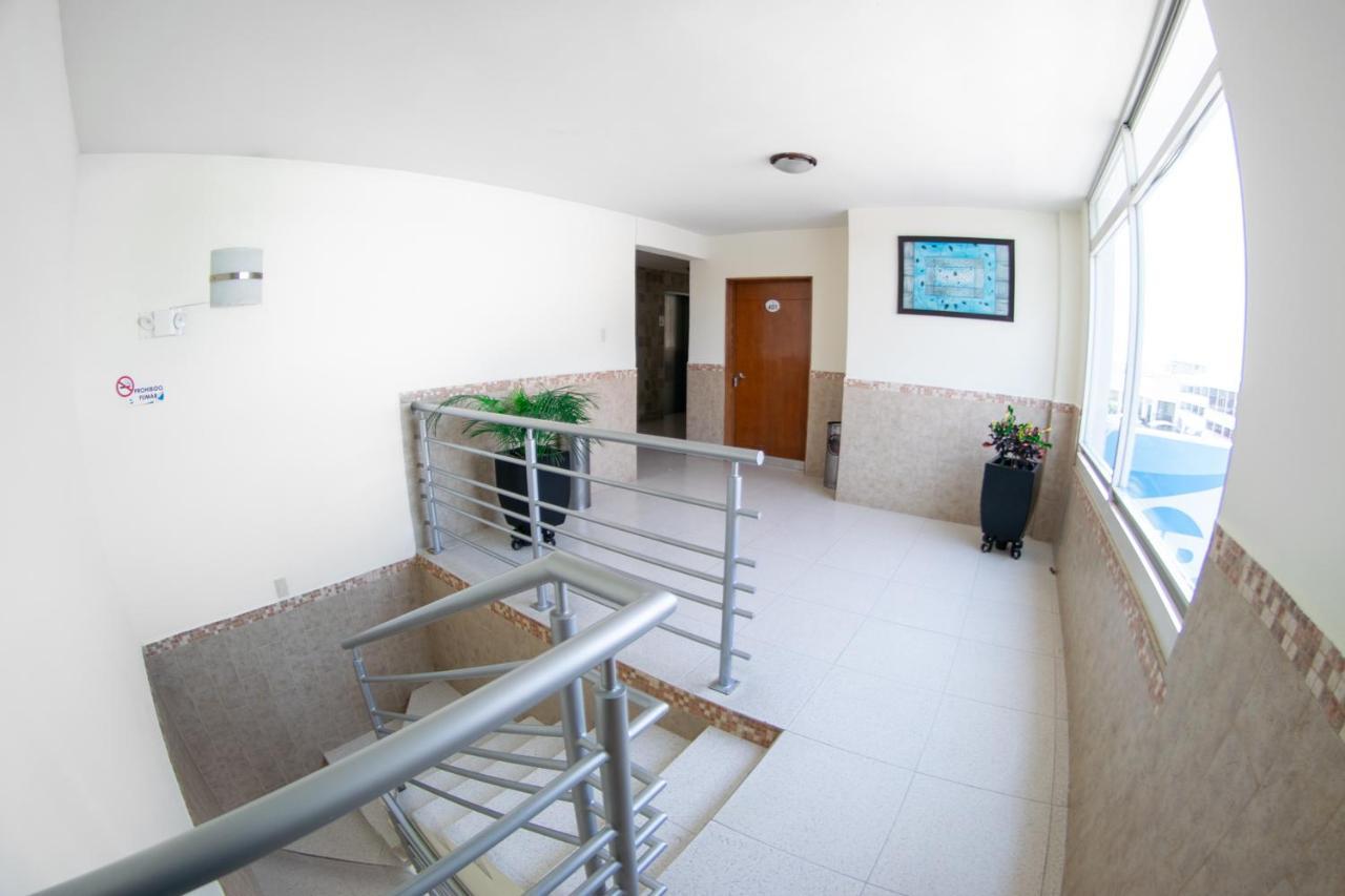 Hotel Niza Zona Piel Леон Екстериор снимка