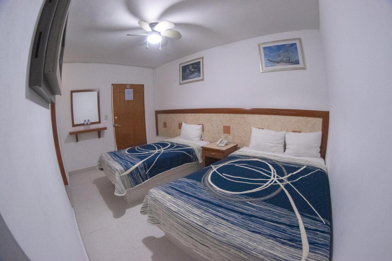 Hotel Niza Zona Piel Леон Екстериор снимка