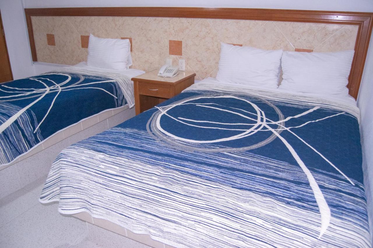 Hotel Niza Zona Piel Леон Екстериор снимка