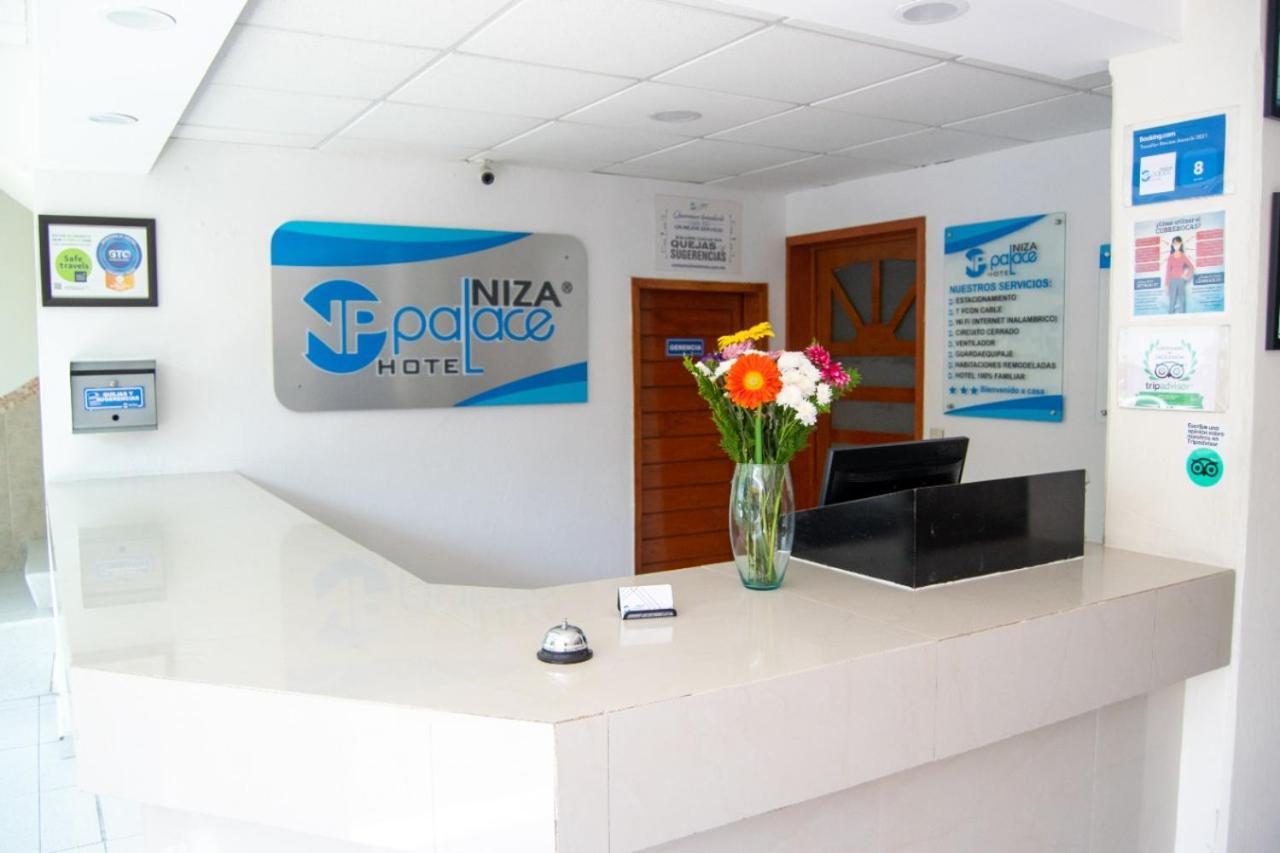 Hotel Niza Zona Piel Леон Екстериор снимка